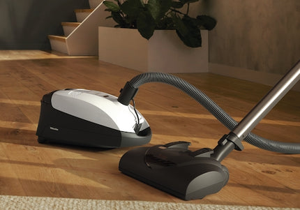 Miele Classic C1 Cat & Dog Vacuum Cleaner