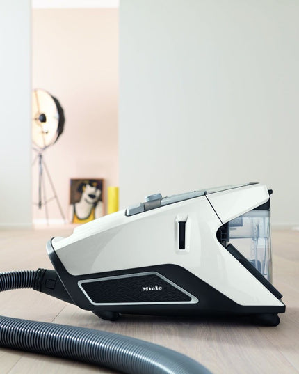 Miele Blizzard CX1 Cat & Dog Bagless Vacuum Cleaner