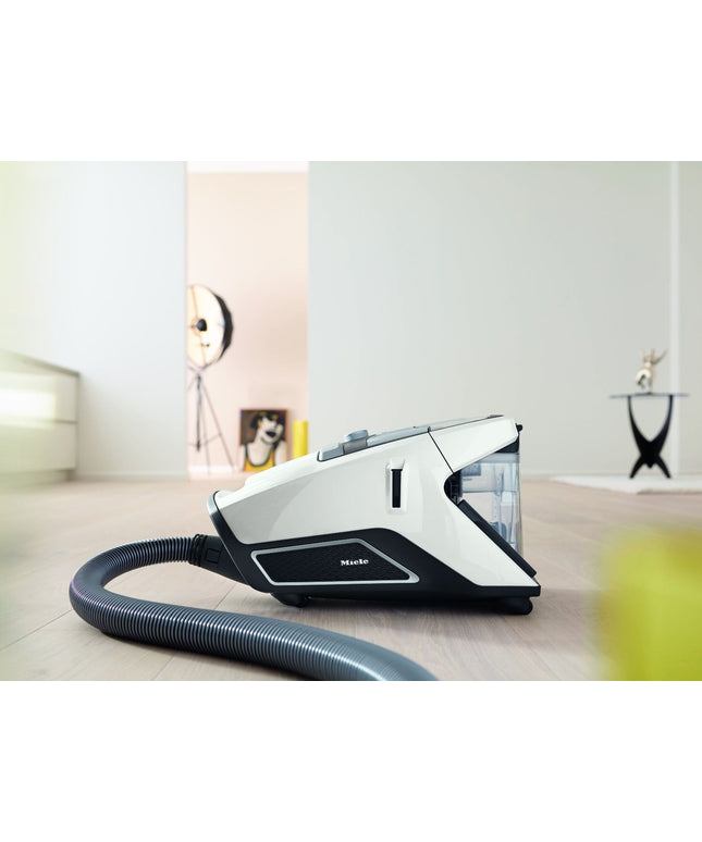 Miele Blizzard CX1 Cat & Dog Bagless Vacuum Cleaner