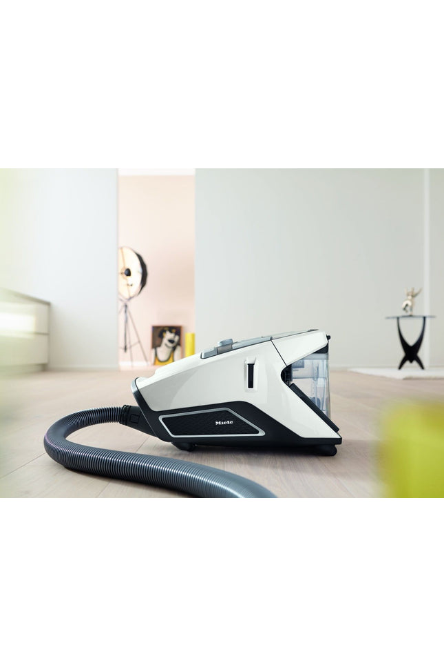 Miele Blizzard CX1 Cat & Dog Bagless Vacuum Cleaner